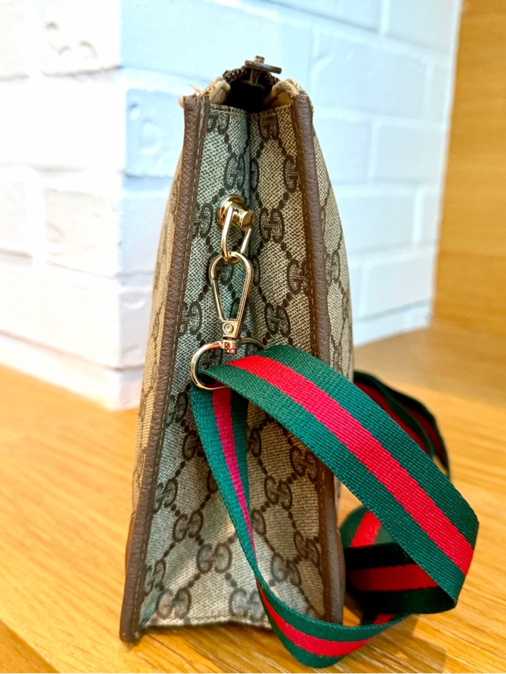 Gucci Authentic Vintage Monogram Canvas Clutch / Crossbody Bag - Picture 4 of 13